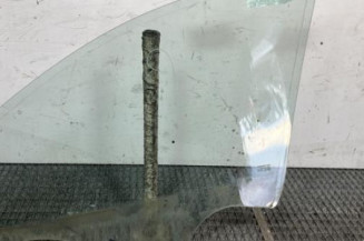 Vitre avant droit DACIA DUSTER 1