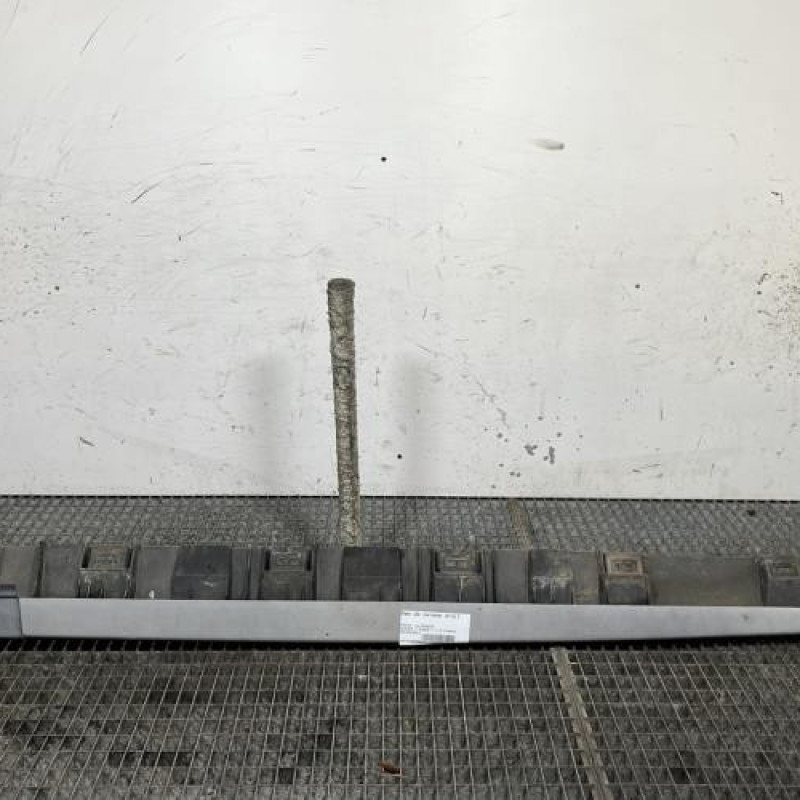 Bas de caisse droit DACIA DUSTER 1 Photo n°4