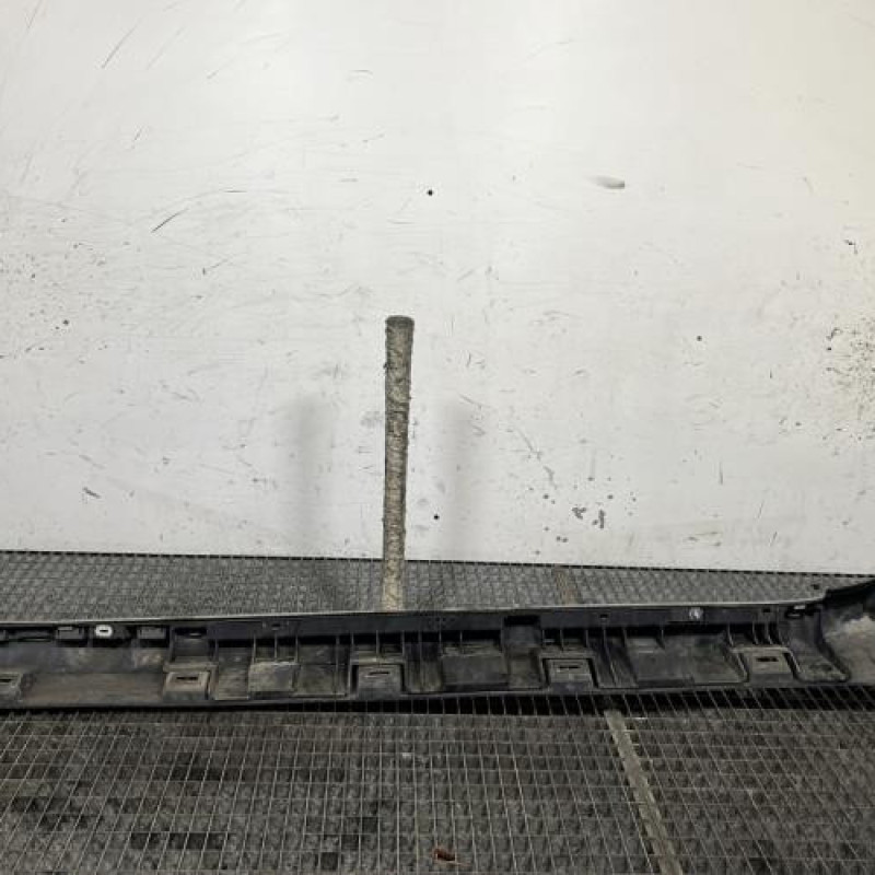 Bas de caisse droit DACIA DUSTER 1 Photo n°5