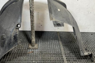 Pare boue avant gauche DACIA DUSTER 1