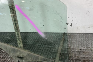 Vitre avant droit RENAULT MODUS