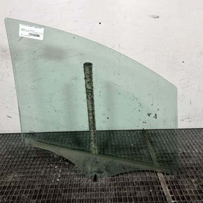 Vitre avant gauche RENAULT MODUS Photo n°4
