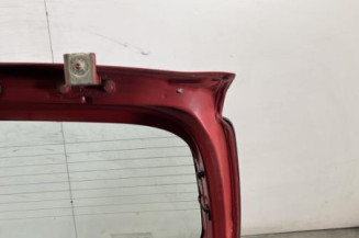 Malle/Hayon arriere DACIA SANDERO 1