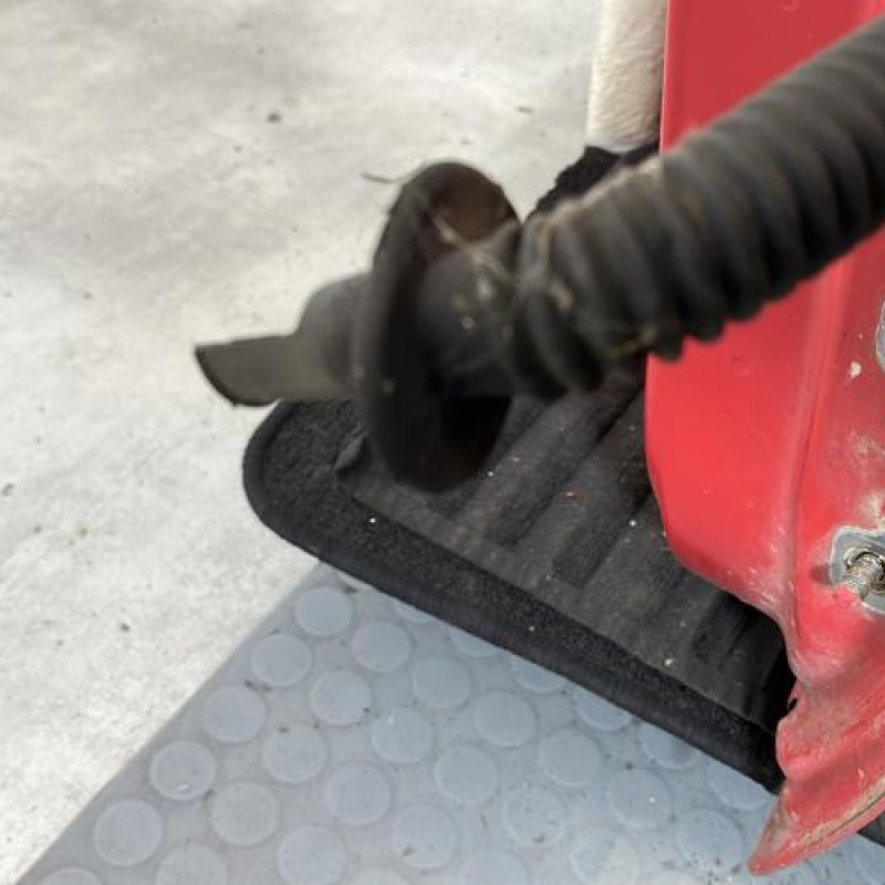 Porte avant gauche DACIA SANDERO 1 Photo n°4