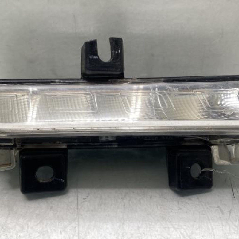 Feu diurne avant droit RENAULT CLIO 4 Photo n°1