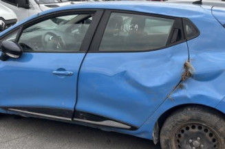 Trappe d'essence RENAULT CLIO 4