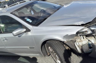 Serrure arriere droit RENAULT LAGUNA 2