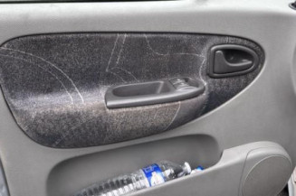 Bouton de warning RENAULT SCENIC 1