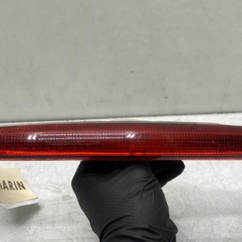 Feu arriere stop central RENAULT SCENIC 1 Photo n°1