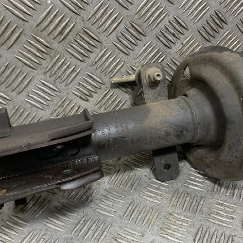 Amortisseur avant droit RENAULT TRAFIC 3 COURT Photo n°3