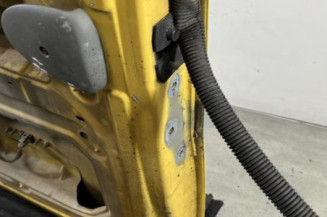 Porte de coffre gauche RENAULT TRAFIC 2