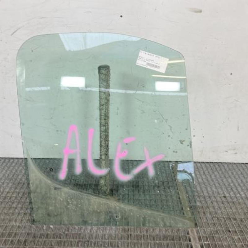 Vitre avant droit RENAULT TRAFIC 2 Photo n°1