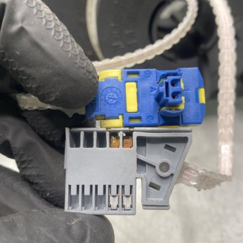 Com (Bloc Contacteur Tournant+Commodo Essuie Glace+Commodo Phare) PEUGEOT 206+ Photo n°4