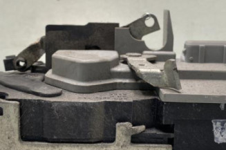 Serrure arriere gauche PEUGEOT 206+ Photo n°1