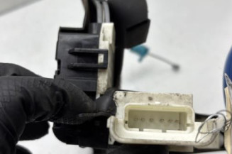 Serrure arriere droit CITROEN C4 1