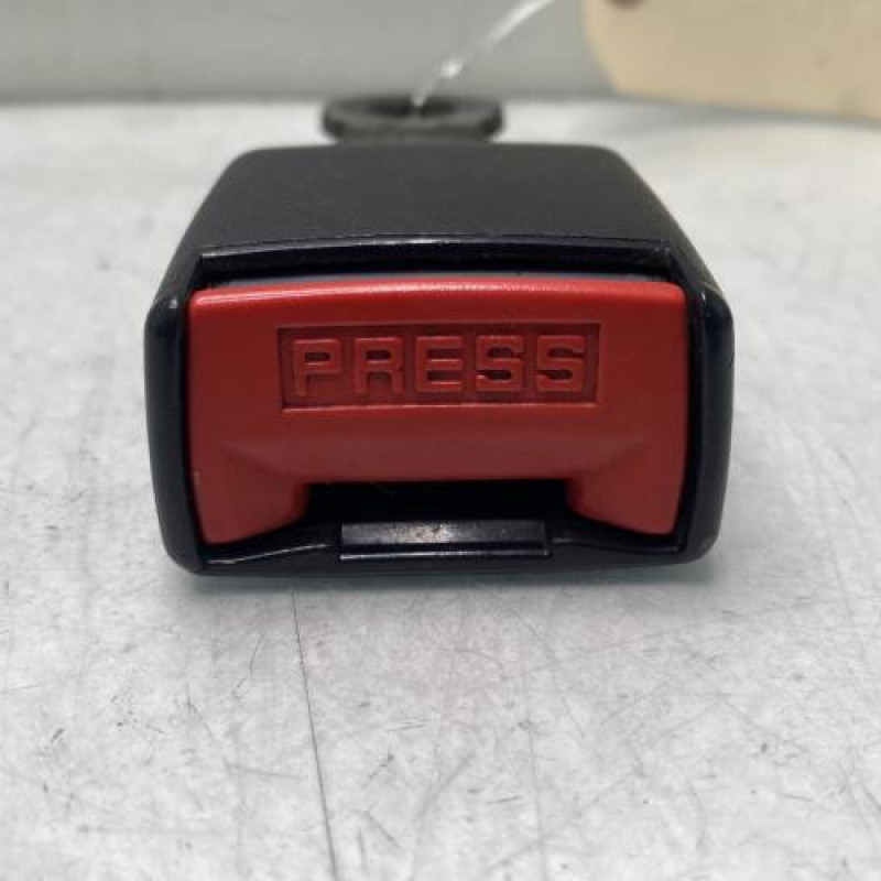 Attache ceinture arriere droit RENAULT TWINGO 1 Photo n°3