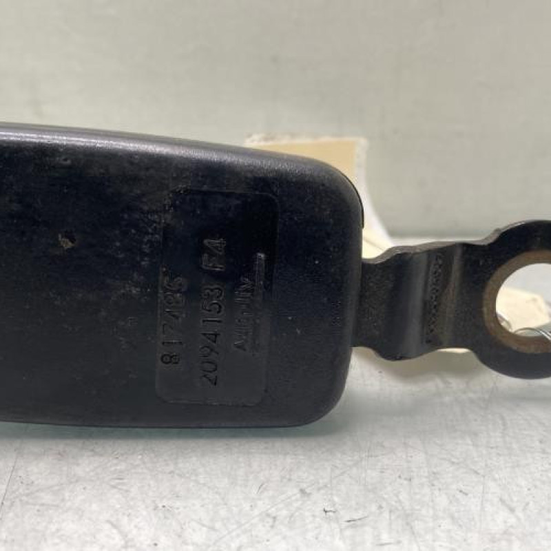 Attache ceinture arriere gauche RENAULT TWINGO 1 Photo n°2