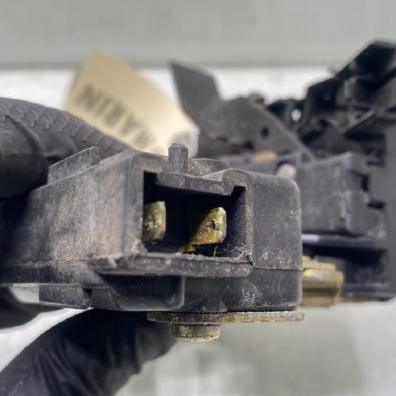 Serrure avant gauche RENAULT TWINGO 1 Photo n°4