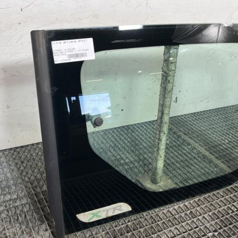 Vitre arriere droit CITROEN BERLINGO 2 Photo n°3