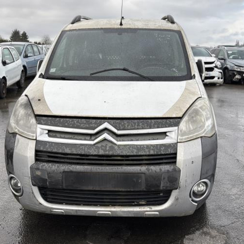 Vitre arriere droit CITROEN BERLINGO 2 Photo n°12