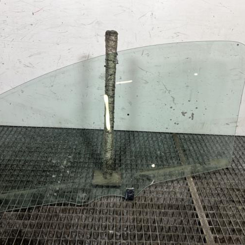 Vitre avant droit CITROEN C1 1 Photo n°4