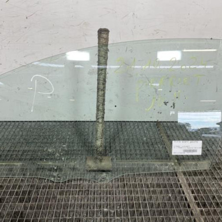 Vitre avant gauche CITROEN C1 1 Photo n°1