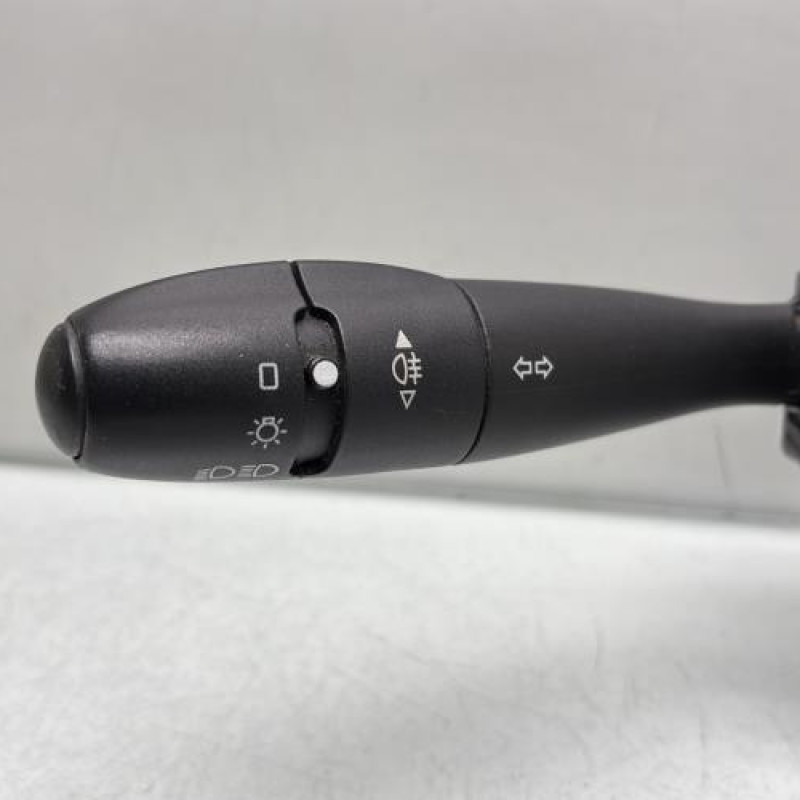 Com (Bloc Contacteur Tournant+Commodo Essuie Glace+Commodo Phare) CITROEN C3 1 Photo n°2