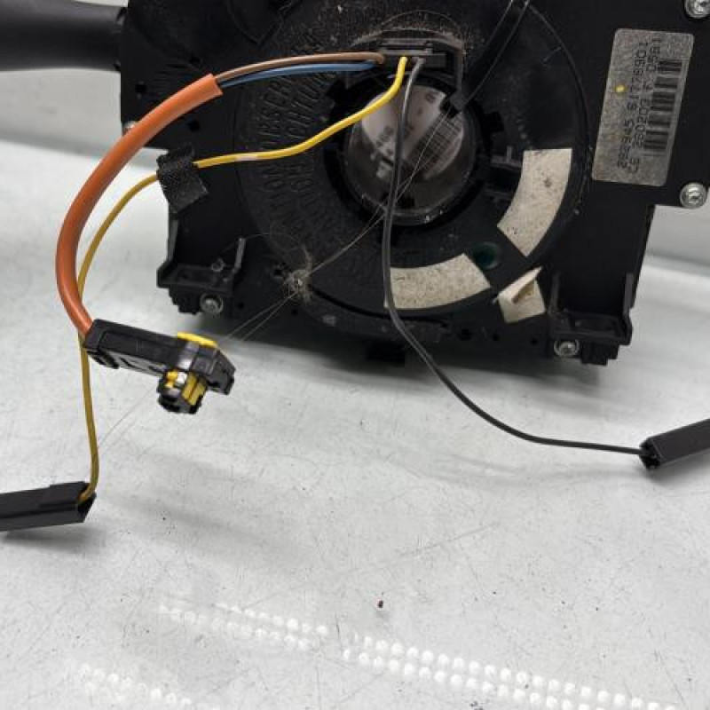 Com (Bloc Contacteur Tournant+Commodo Essuie Glace+Commodo Phare) CITROEN C3 1 Photo n°3