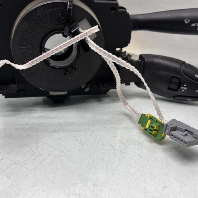 Com (Bloc Contacteur Tournant+Commodo Essuie Glace+Commodo Phare) CITROEN XSARA Photo n°3