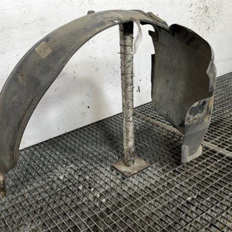 Pare boue avant gauche PEUGEOT 106