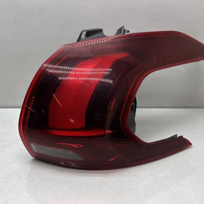 Feu arriere principal droit (feux) PEUGEOT 2008 1 Photo n°1