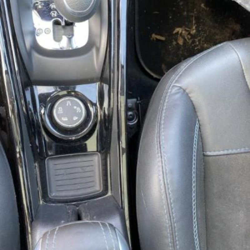 Autoradio d'origine PEUGEOT 2008 1 Photo n°9