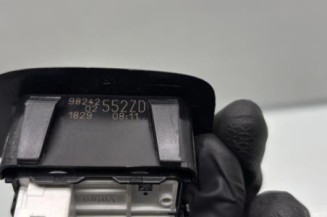 Interrupteur de leve vitre arriere gauche PEUGEOT 2008 1