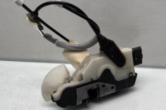 Serrure arriere gauche PEUGEOT 2008 1