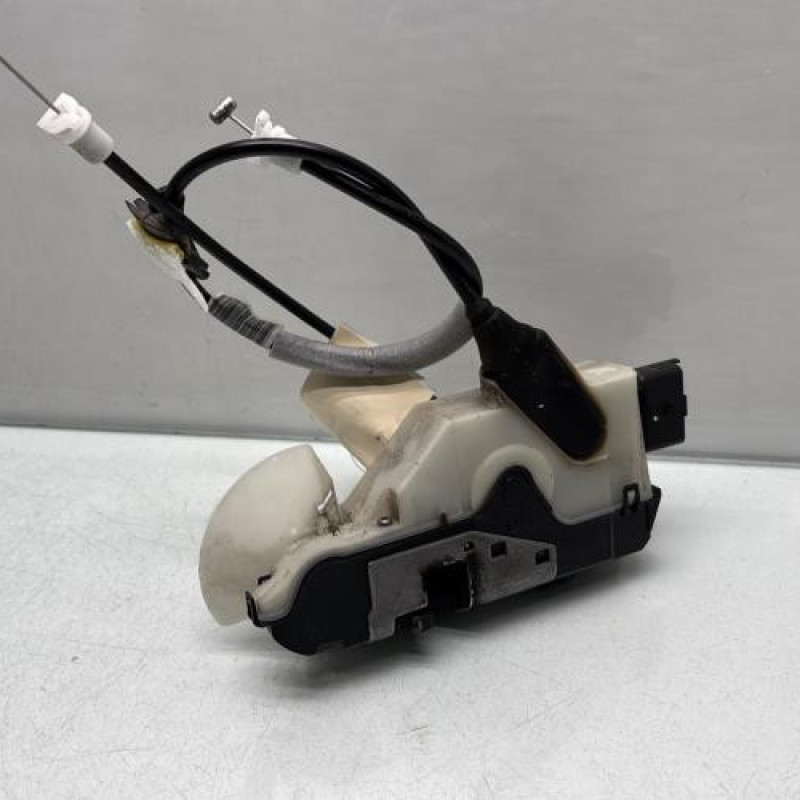 Serrure arriere gauche PEUGEOT 2008 1 Photo n°3