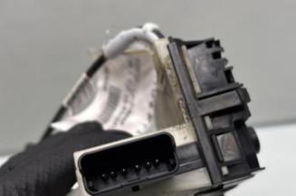 Serrure arriere gauche PEUGEOT 2008 1