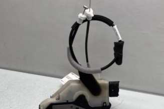 Serrure avant gauche PEUGEOT 2008 1