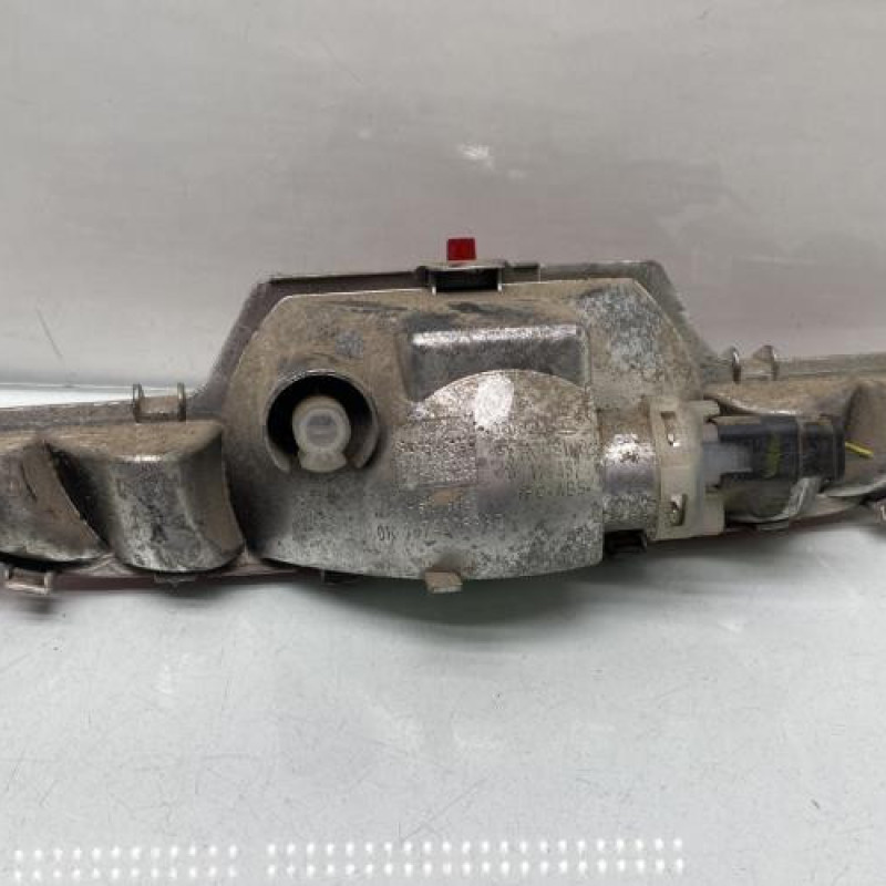 Anti brouillard arriere PEUGEOT 208 1 Photo n°2