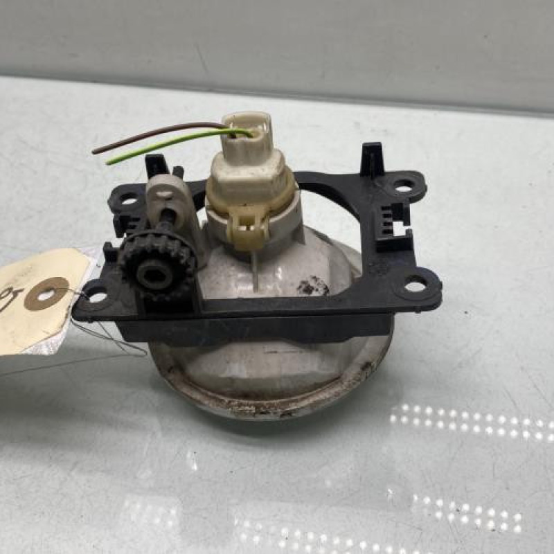 Anti brouillard gauche (feux) PEUGEOT 208 1 Photo n°4