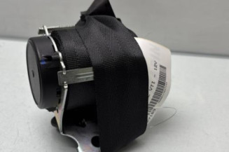 Ceinture arriere droit PEUGEOT 208 1