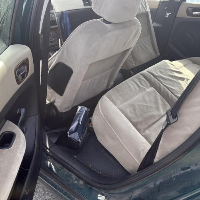 Pare choc arriere PEUGEOT 307 Photo n°17