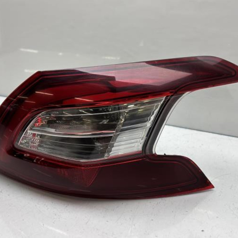 Feu arriere principal droit (feux) PEUGEOT 308 2 Photo n°2