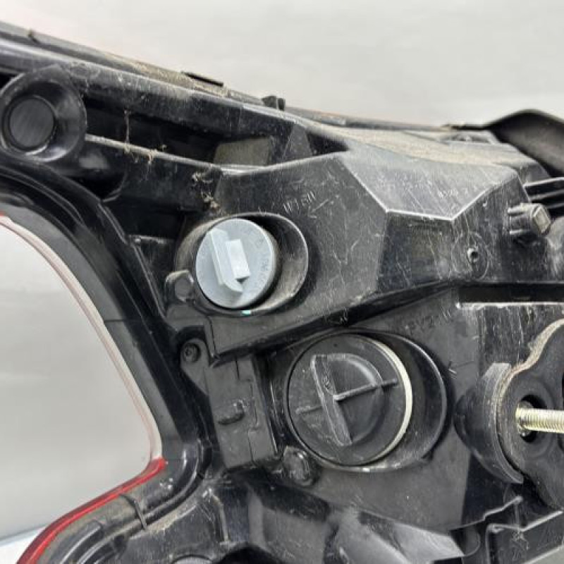 Feu arriere principal droit (feux) PEUGEOT 308 2 Photo n°7