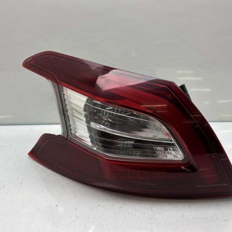 Feu arriere principal gauche (feux) PEUGEOT 308 2 Photo n°1