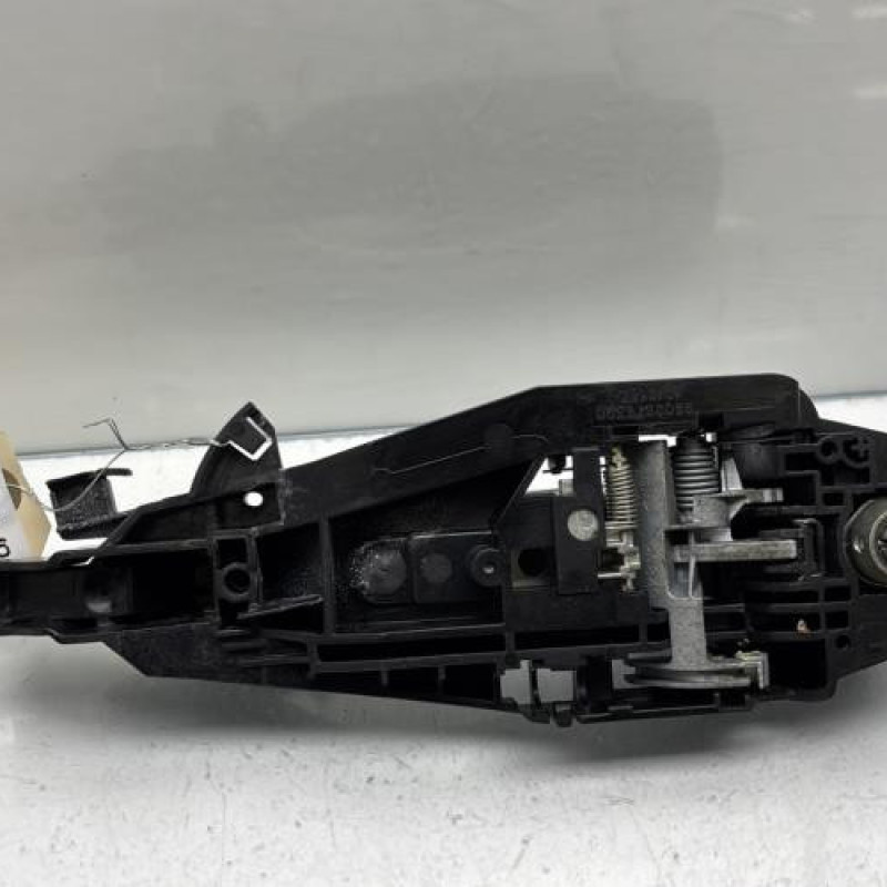 Poignee porte avant gauche PEUGEOT 308 2 Photo n°3