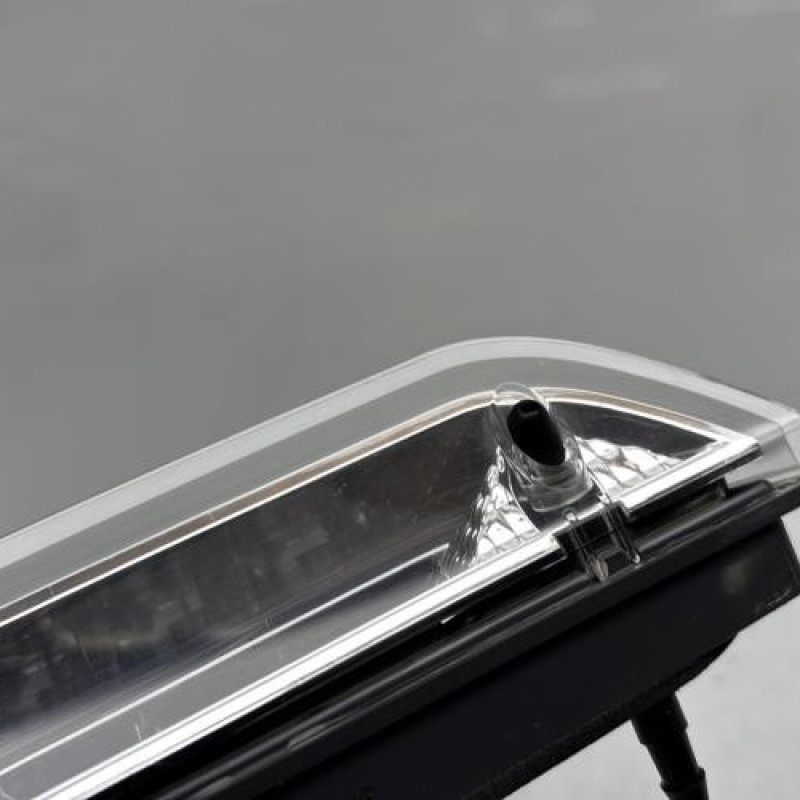 Feu arriere stop central PEUGEOT 308 2 Photo n°2