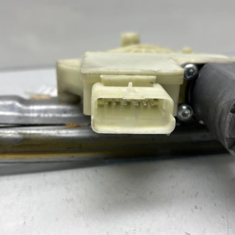 Leve vitre electrique arriere droit PEUGEOT 308 2 Photo n°4