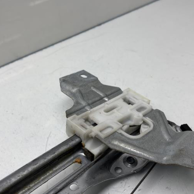 Leve vitre electrique arriere droit PEUGEOT 308 2 Photo n°7