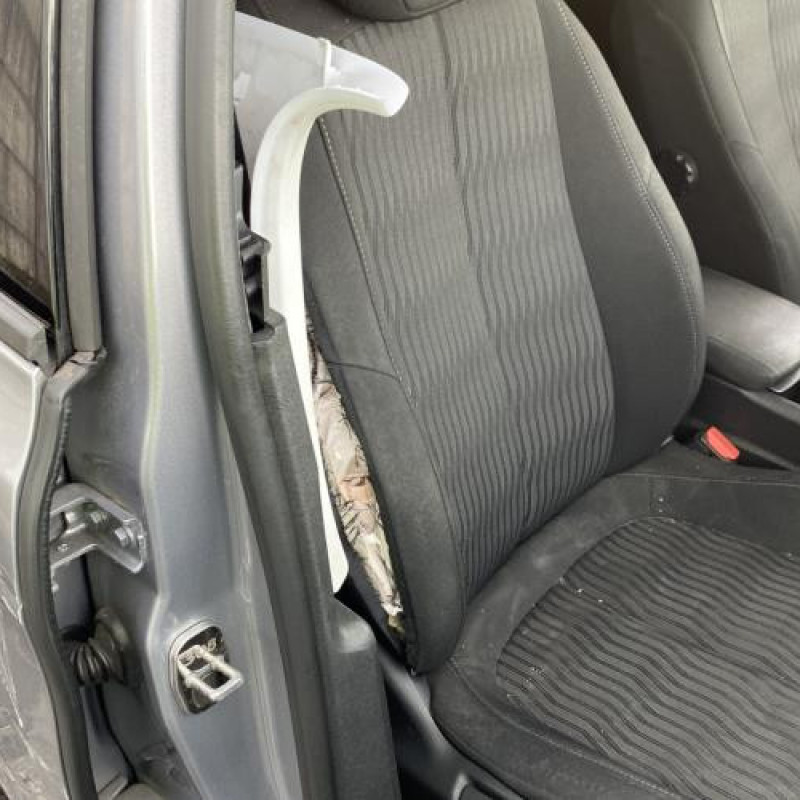 Poignee interieur avant gauche PEUGEOT 308 2 Photo n°20