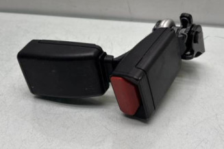 Attache ceinture arriere droit PEUGEOT 2008 1